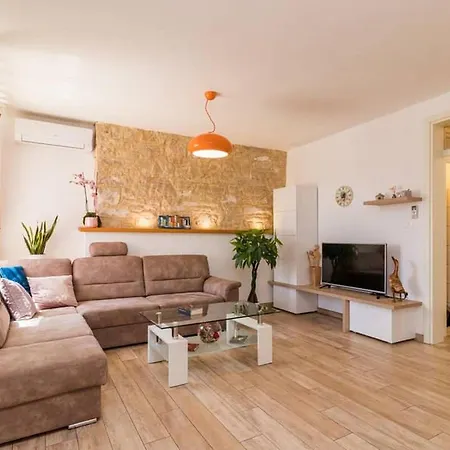 Villa Pietra House Situated Gali Ana *