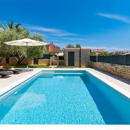 Pietra House Situated Gali Ana * Pula