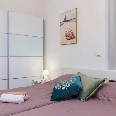 Pietra House Situated Gali Ana * Pula