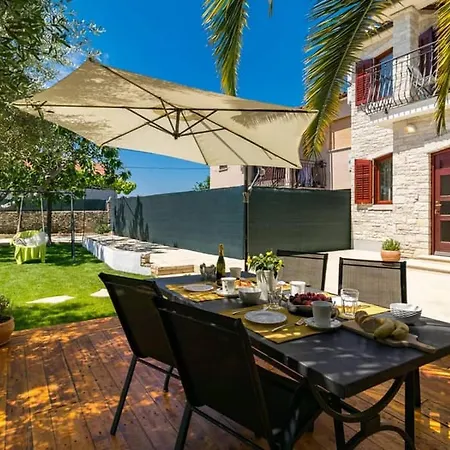 Villa Pietra House Situated Gali Ana Pula